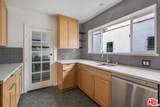 4126 Bronson Ave - Photo 8