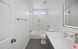 424 Parkman Ave - Photo 7