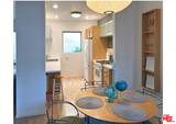 1145 Larrabee St - Photo 7