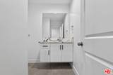 11444 Oxnard St - Photo 35