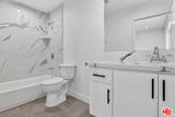 11444 Oxnard St - Photo 43