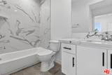 11444 Oxnard St - Photo 9