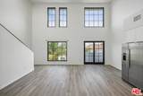 951 Wilton Pl - Photo 2