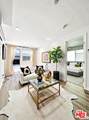 908 Louise St - Photo 3