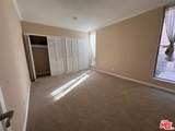 8550 Holloway Dr - Photo 16