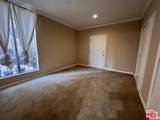 8550 Holloway Dr - Photo 18