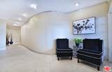 8550 Holloway Dr - Photo 3