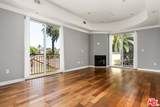 632 Kings Rd - Photo 1
