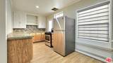 1022 Norton Ave - Photo 5