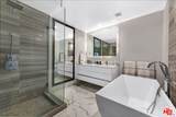 1345 Havenhurst Dr - Photo 22