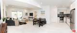 625 Barrington Ave - Photo 2