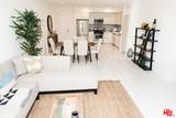 625 Barrington Ave - Photo 4