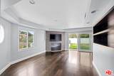 1759 Beverly Dr - Photo 3