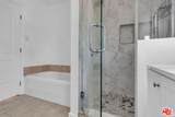 8300 Blackburn Ave - Photo 25