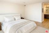 2385 Roscomare Rd - Photo 18