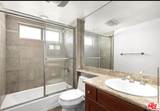 1621 Barry Ave - Photo 9