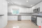 20746 Clarendon St - Photo 13
