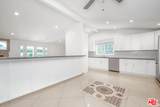 20746 Clarendon St - Photo 15