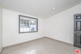 20746 Clarendon St - Photo 31