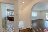 1067 Sycamore Ave - Photo 32