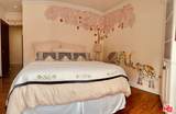 146 La Peer Dr - Photo 12