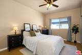 6525 Woodman Ave - Photo 17