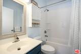 6525 Woodman Ave - Photo 20