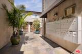 6525 Woodman Ave - Photo 24