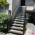 1600 Hobart Blvd - Photo 2