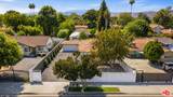 6033 Fallbrook Ave - Photo 5