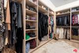 999 Doheny Dr - Photo 15