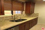 828 Hudson Ave - Photo 6