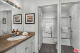21520 Burbank Blvd - Photo 15