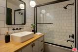 3147 Hollyridge Dr - Photo 9