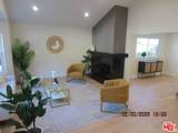 2615 Woodstock Ln - Photo 2