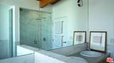 15146 Mulholland Dr - Photo 14