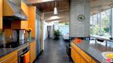 15146 Mulholland Dr - Photo 8