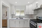 6930 Babcock Ave - Photo 6