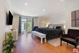 8818 Rosewood Ave - Photo 15