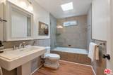 8818 Rosewood Ave - Photo 17
