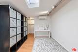 8818 Rosewood Ave - Photo 21