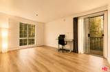 585 Rossmore Ave - Photo 11