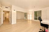 585 Rossmore Ave - Photo 12