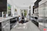 2425 Clement Ave - Photo 15