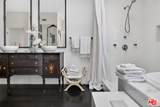 2425 Clement Ave - Photo 37
