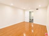 5009 Woodman Ave - Photo 13