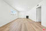 1820 Barrington Ave - Photo 4