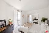 585 Rossmore Ave - Photo 5