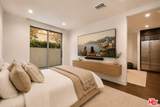 728 Sweetzer Ave - Photo 14