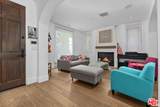 635 Seward St - Photo 3
